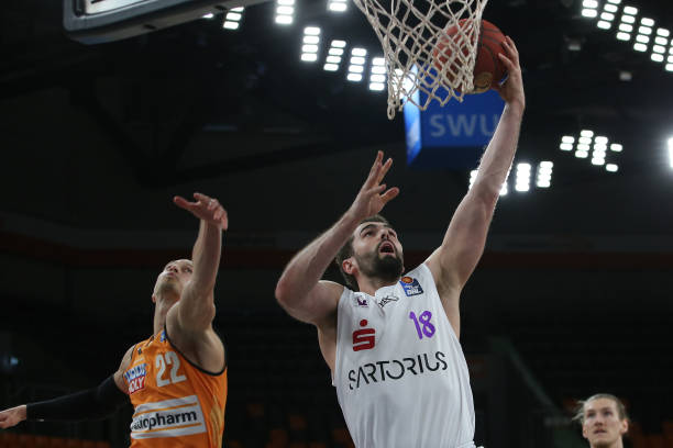 加深入地体 加深入地体