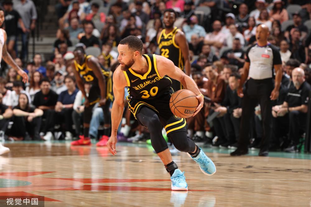 他们迅速融 他们迅速融